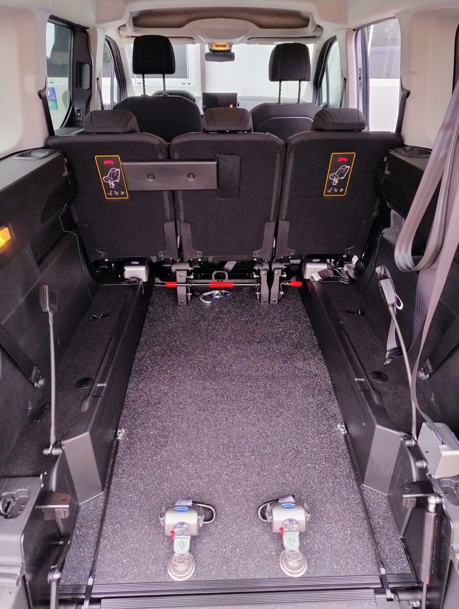 RIFTER TRASPORTO DISABILI RIBASSATO 5 PIù CARROZZINA