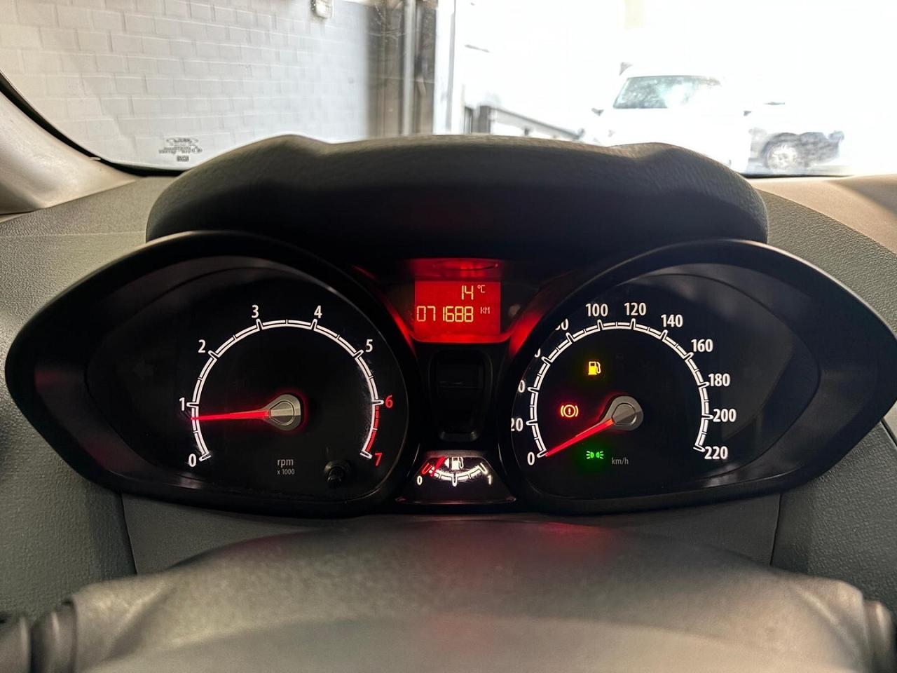 FORD FIESTA 12 MESI GARANZIA