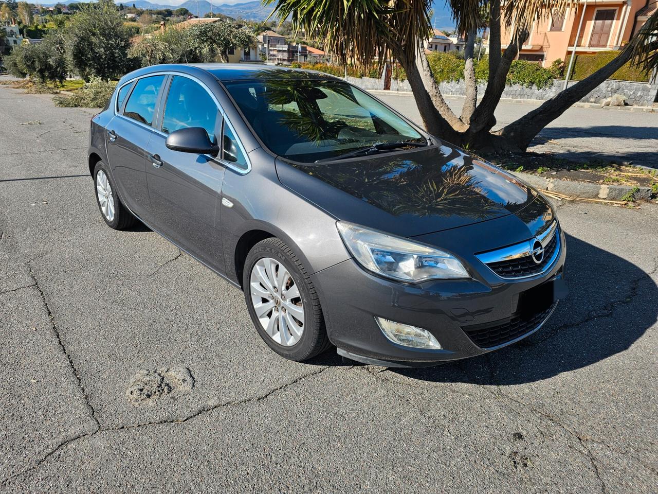 Opel Astra 1.7 CDTI 125CV 5 porte Cosmo