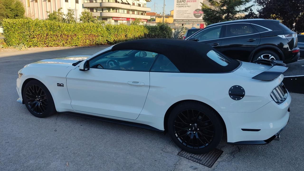 Ford Mustang Cabrio TiVCT GT 5.0 V8