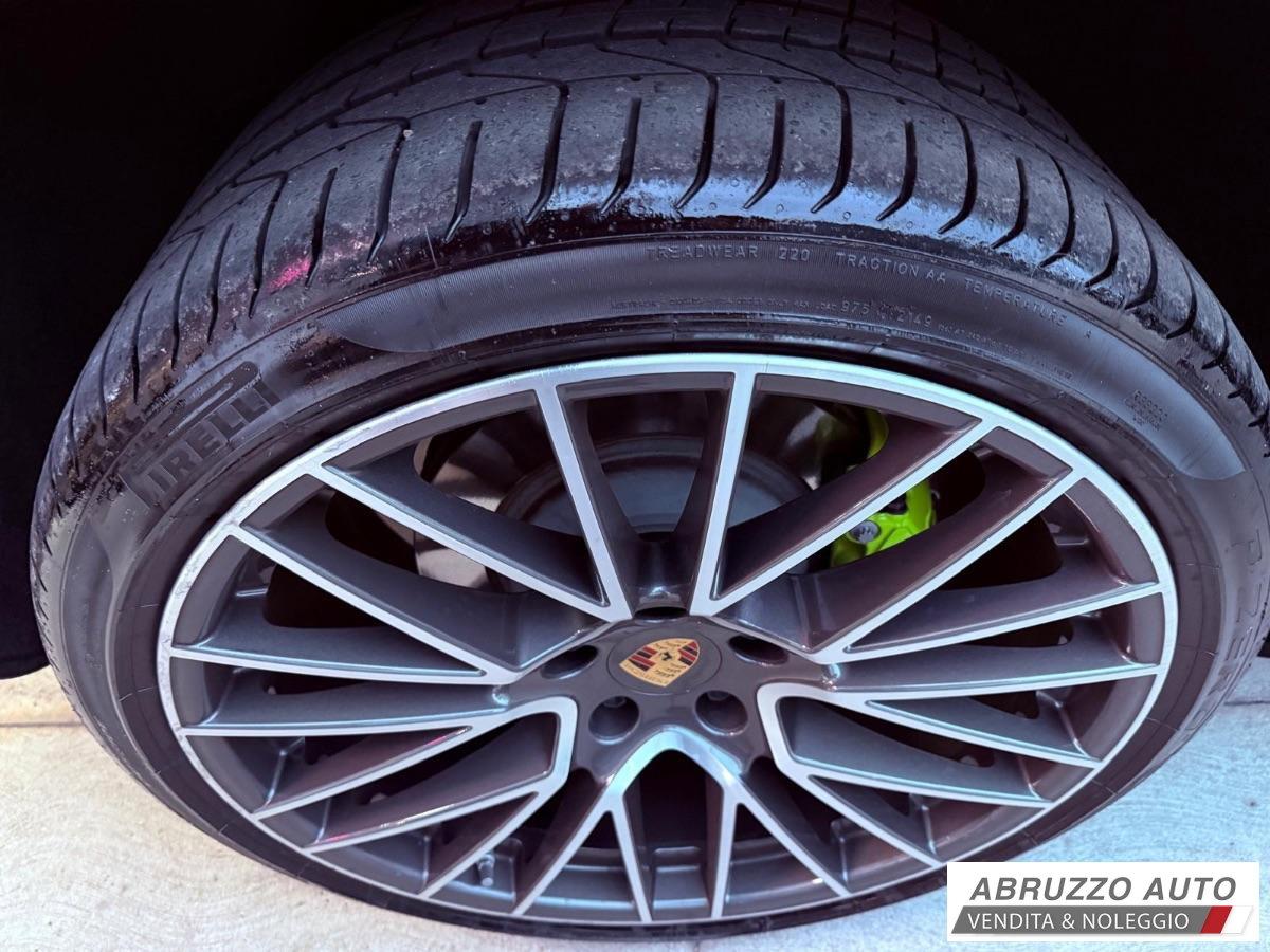 PORSCHE Cayenne 3.0 V6 E-Hybrid