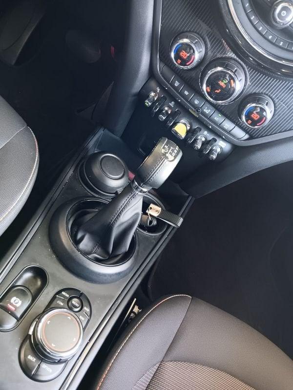 MINI Mini Countryman F60 Mini Countryman 1.5 Cooper SE Hype all4 auto