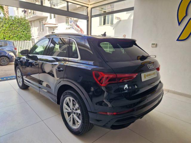 AUDI Q3 45 TFSI e S tronic Identity Black Sline da ?499,00