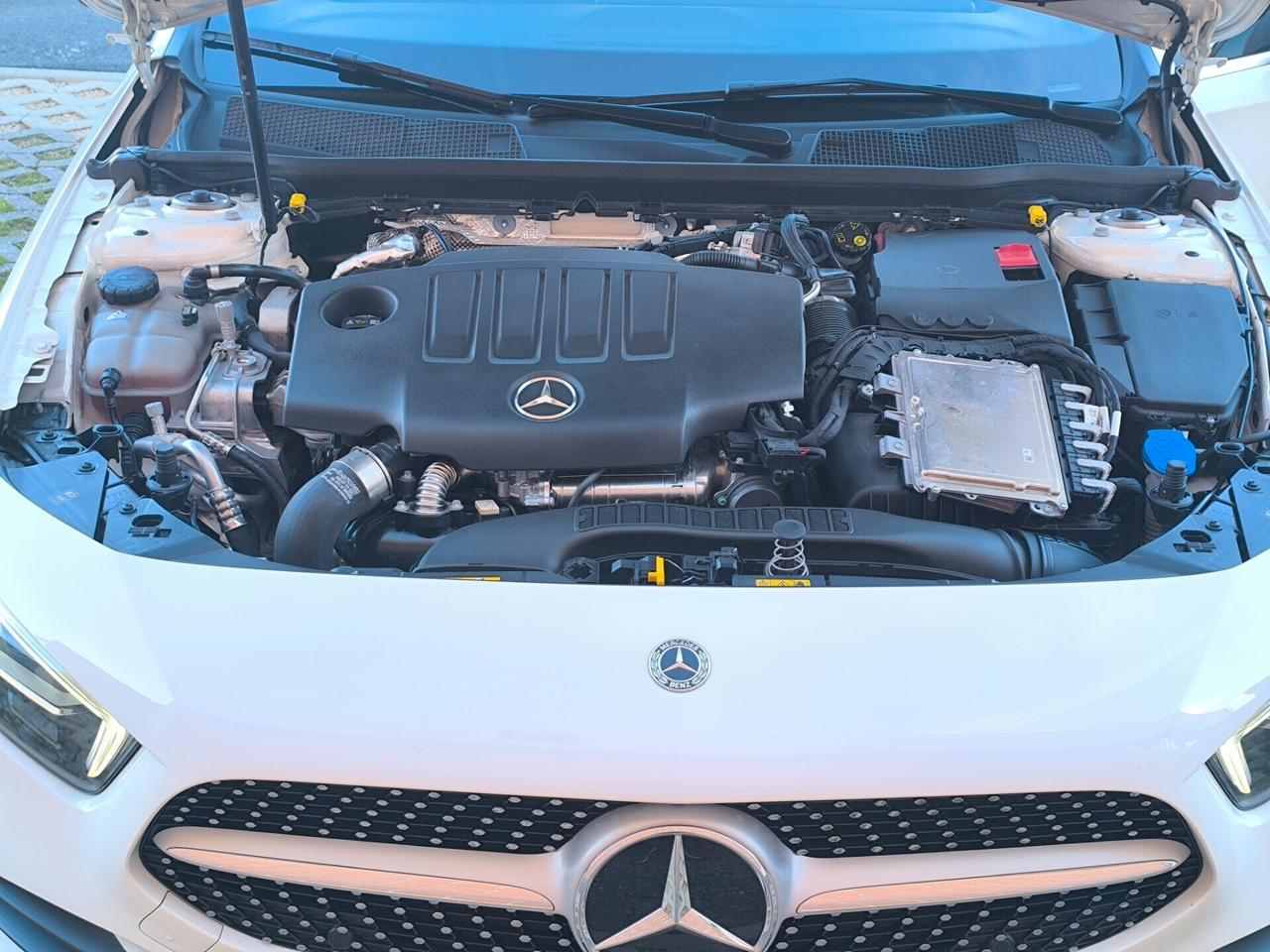 Mercedes-benz A 180 d Automatic AMG Line Premium Plus