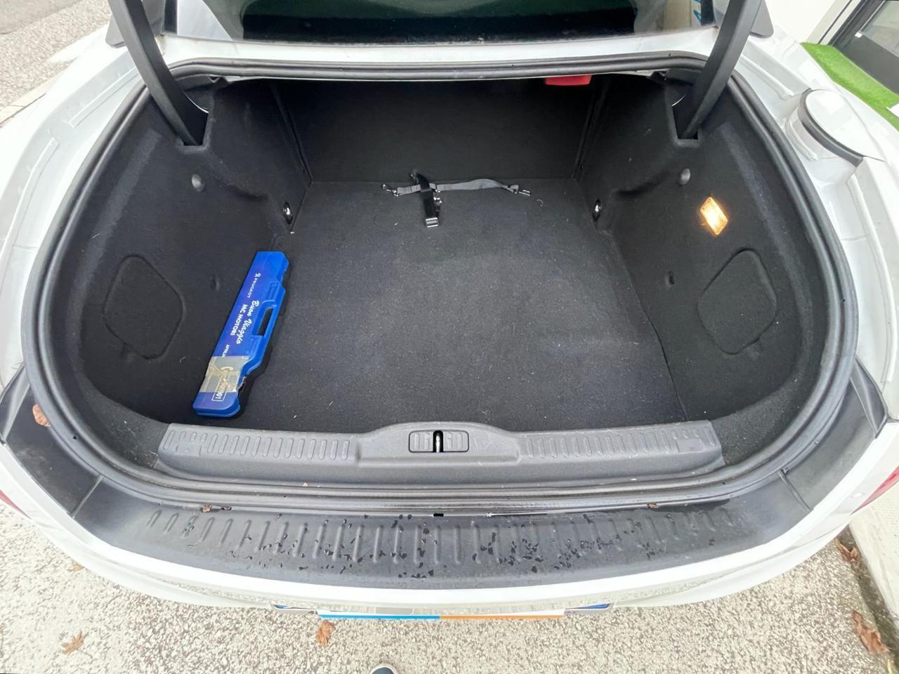 PEUGEOT RCZ 2.0 HDi cinghia e pneumatici nuovi