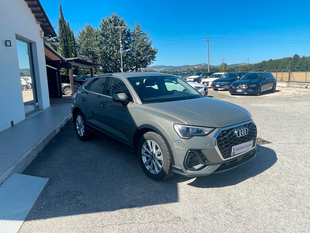 Audi Q3 SPB 35 TDI S tronic Business Plus