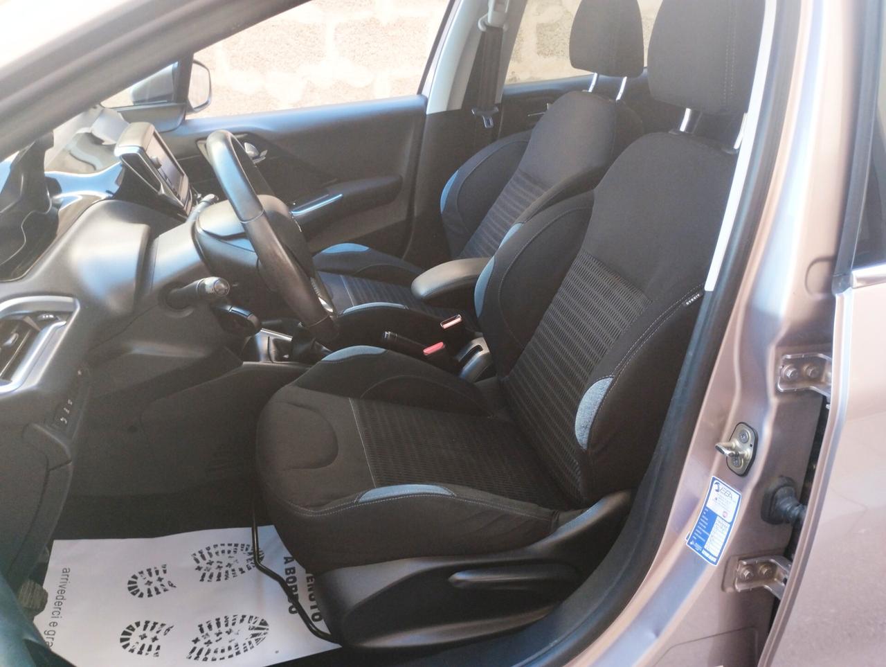 Peugeot 208 1.6 e-HDi 92 CV Stop&Start 5 porte Allure