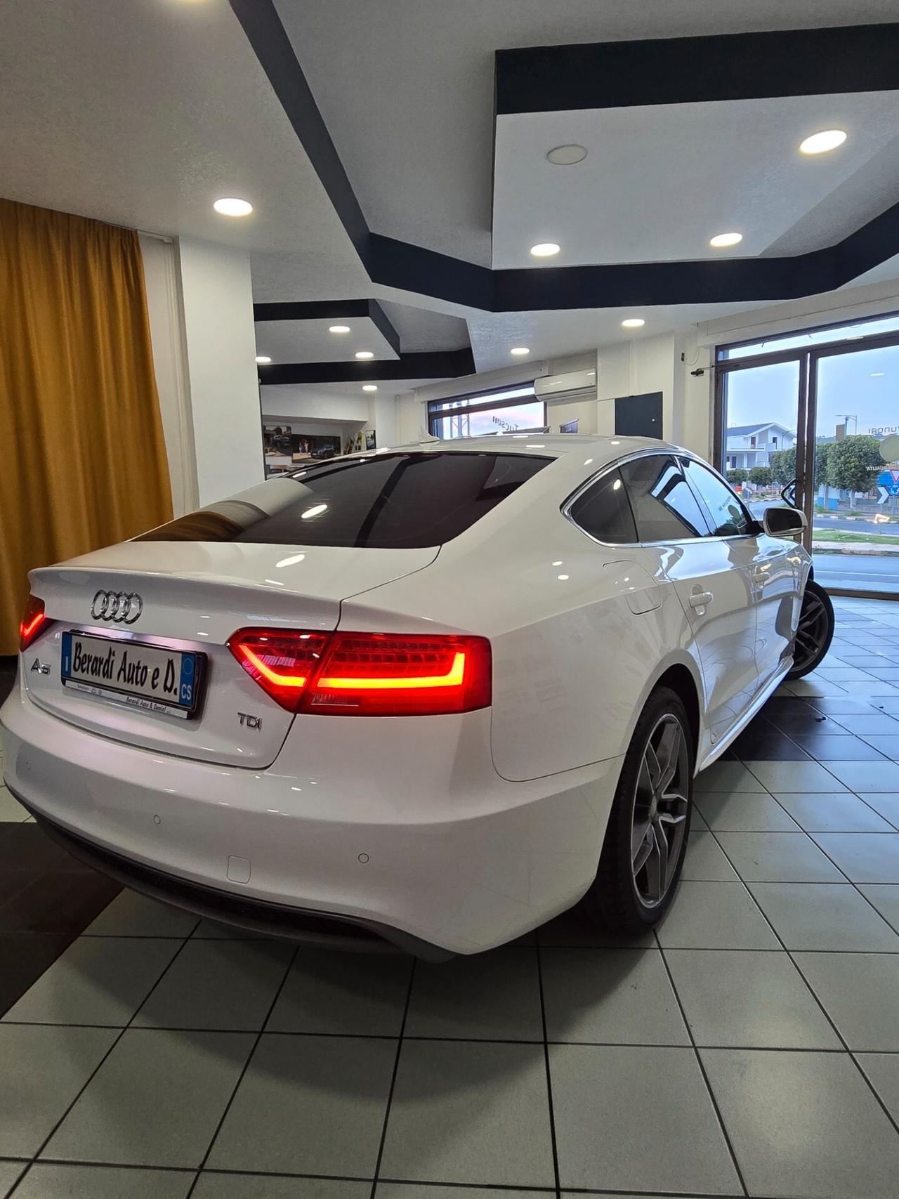Audi A5 2.0 TDI 150 CV S line