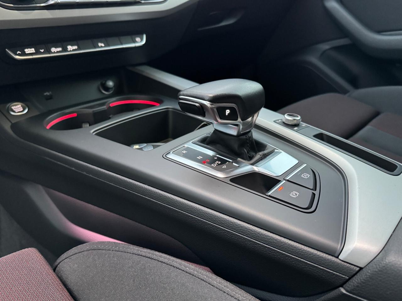 Audi A4 Avant 40 TDI quattro S tronic line edition