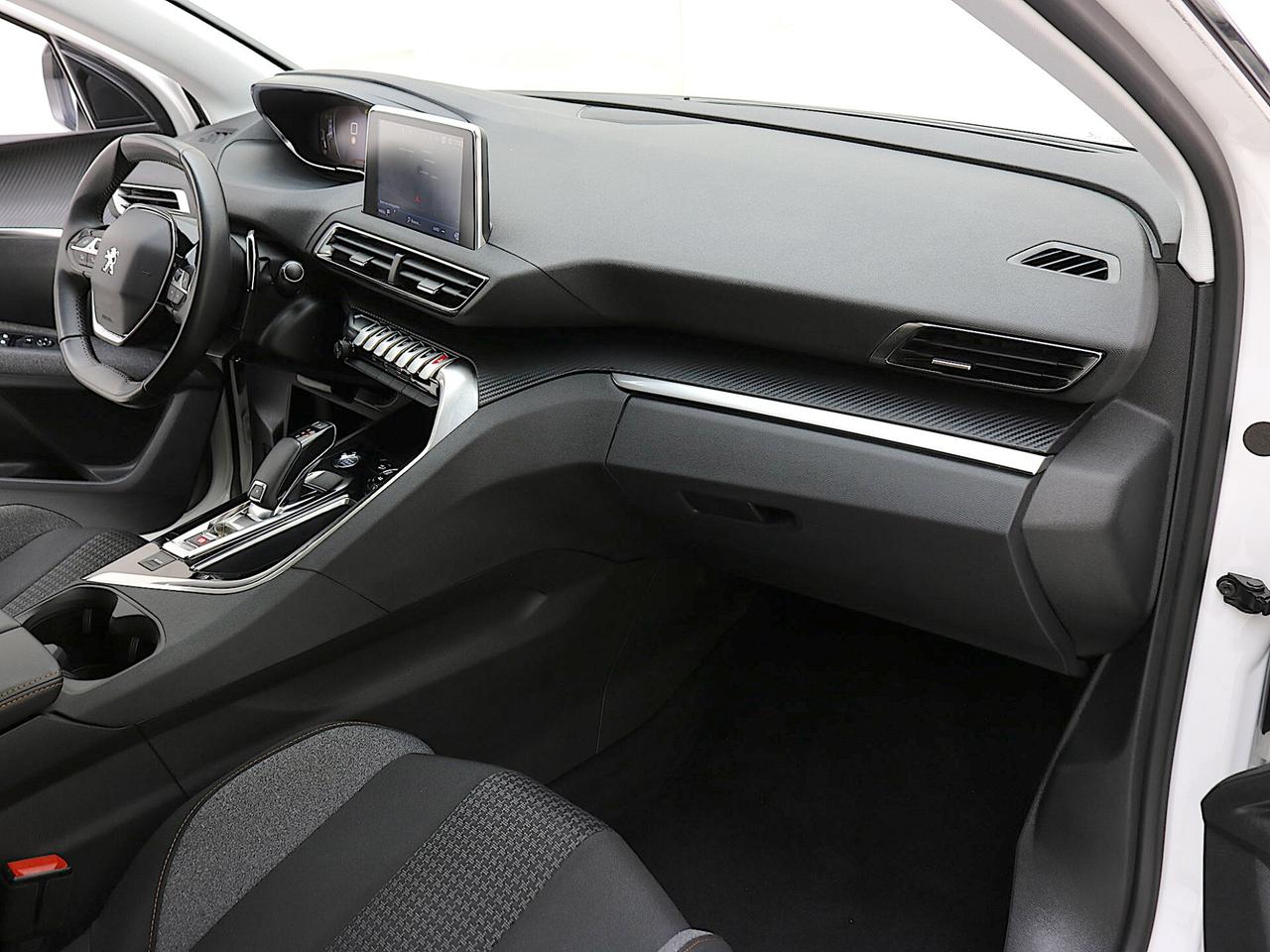 Peugeot 5008 BlueHDi 130 EAT8 - TETTO APRIBILE