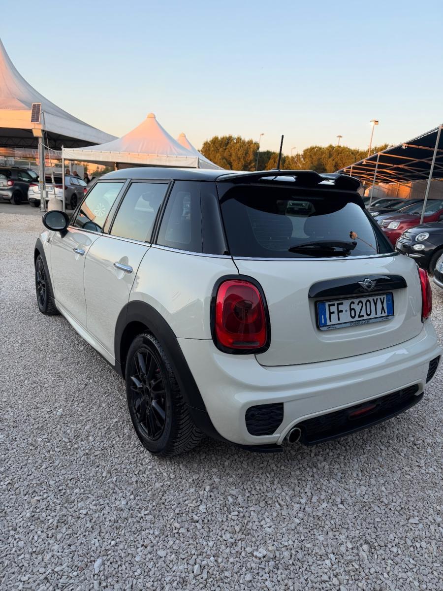 MINI - Mini - Cooper D Hype 5 porte