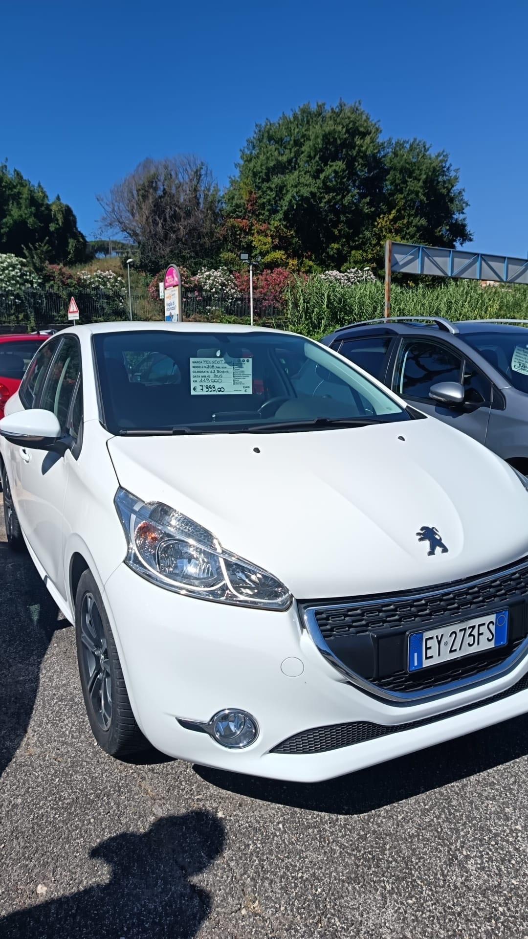 Peugeot 208 PureTech 82 5 porte Allure CERCHI CLIMA CRUISE MULTIFUNZIONE BLUETOOTH NAVI NEO PATENTAT