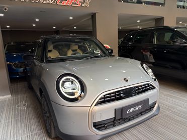 MINI Cooper C 1.5 benzina 156cv Automatic Favoured Km Zero