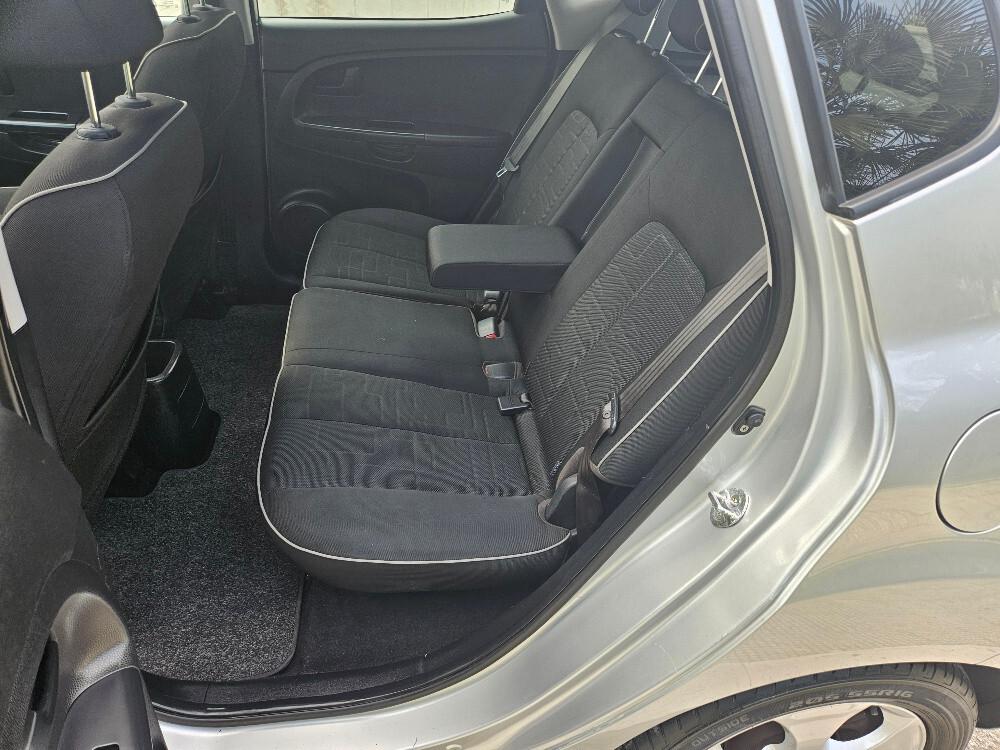 Kia Venga 1.4 CRDi 90CV Cool" Con Tetto Panoramico