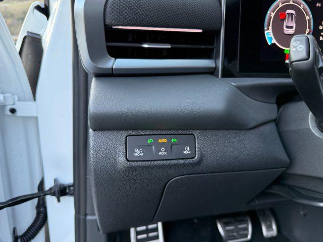 VOLKSWAGEN T-Roc Nuova 1.5 eTSI DSG R-Line GANCIO Black Style LED