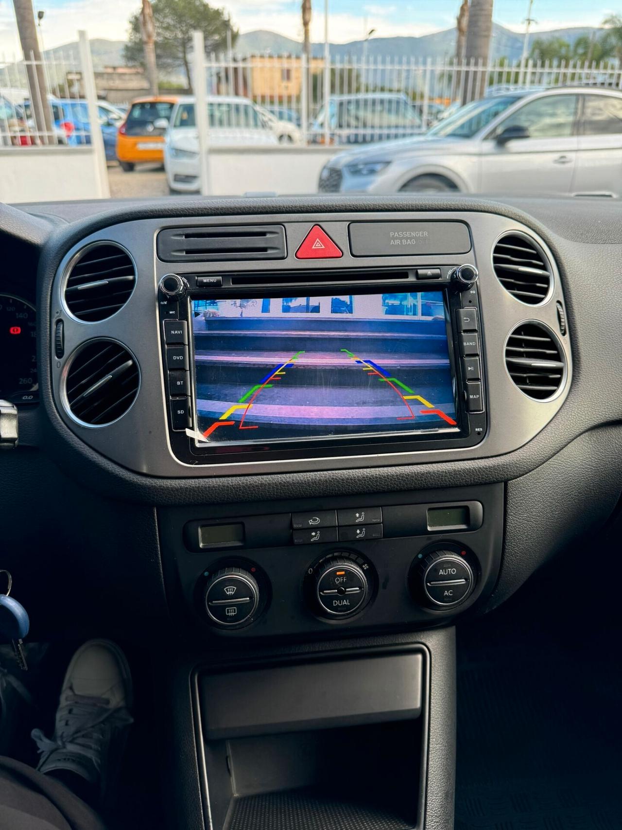 Volkswagen Tiguan 2.0 16V TDI DPF Sport & Style (18°)