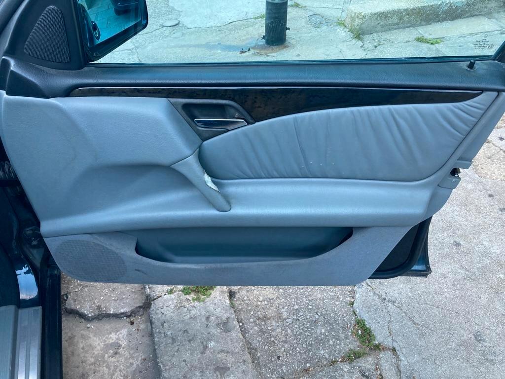 Mercedes-benz E 200 cat Avantgarde
