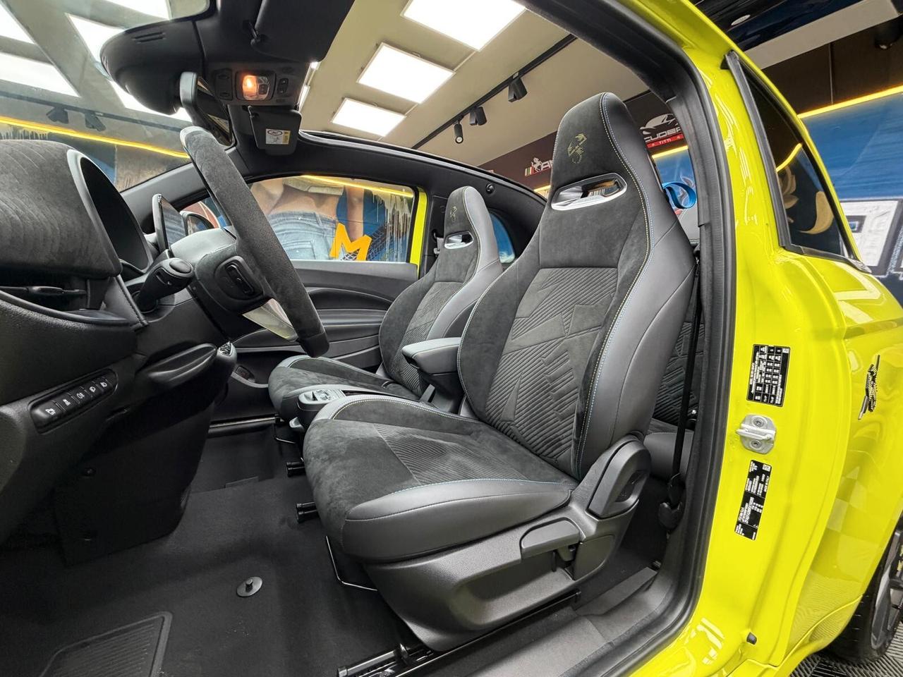 Abarth 500e C Turismo 42Kwh (640)