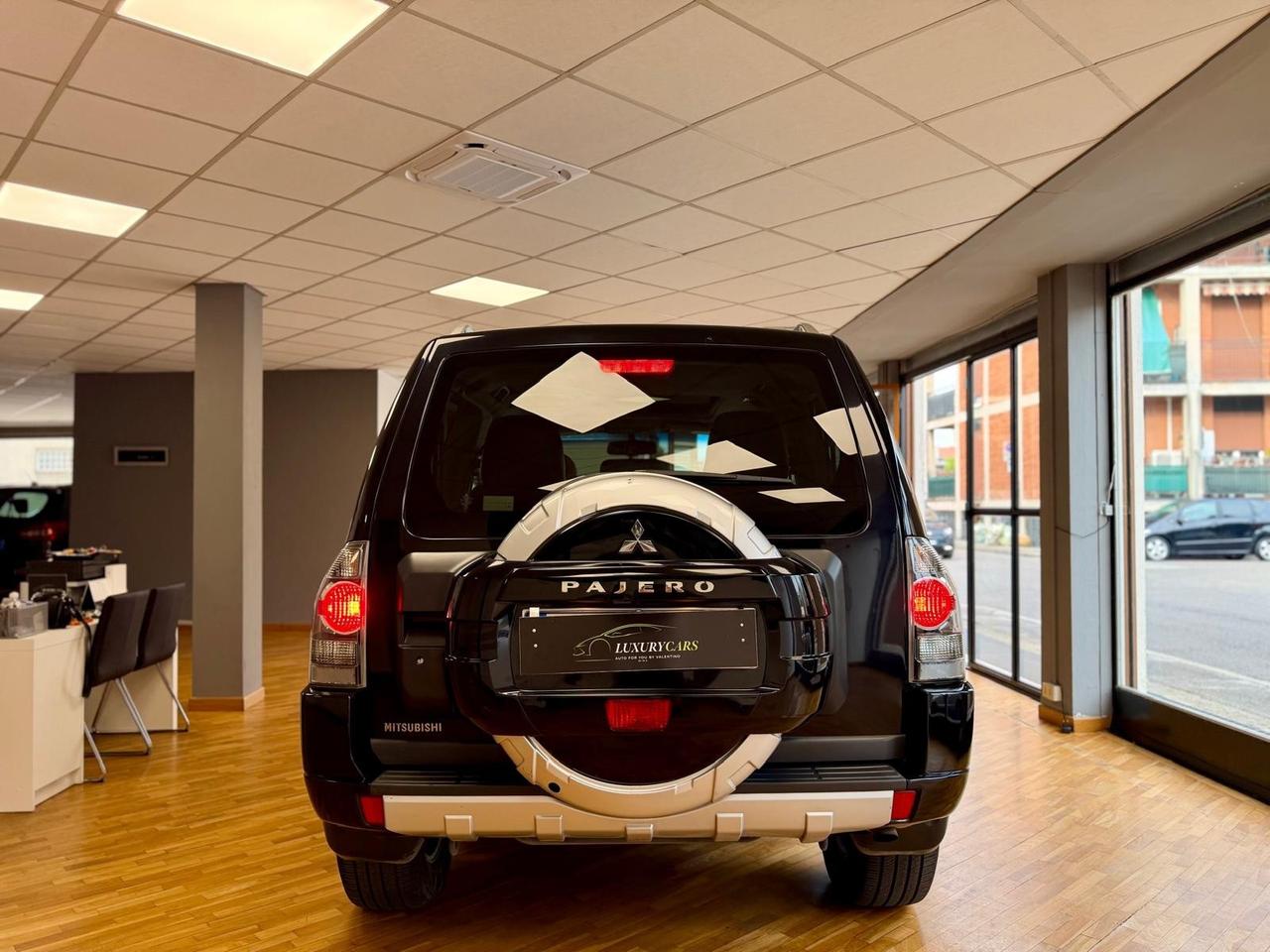 Mitsubishi Pajero 3.2 DI-D 16V 3p. Intense