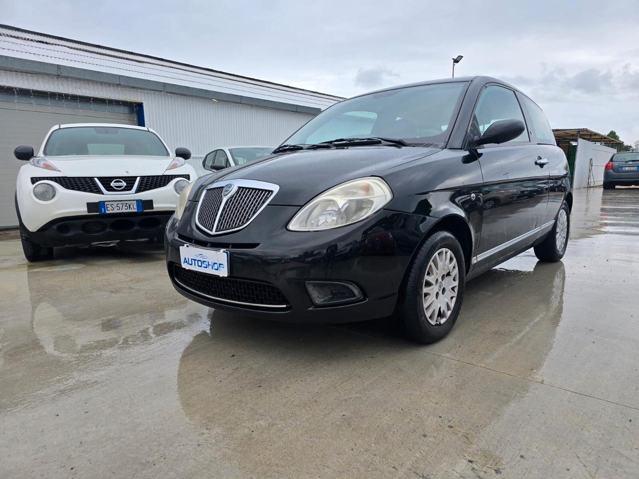 Lancia Ypsilon 1.2 Oro