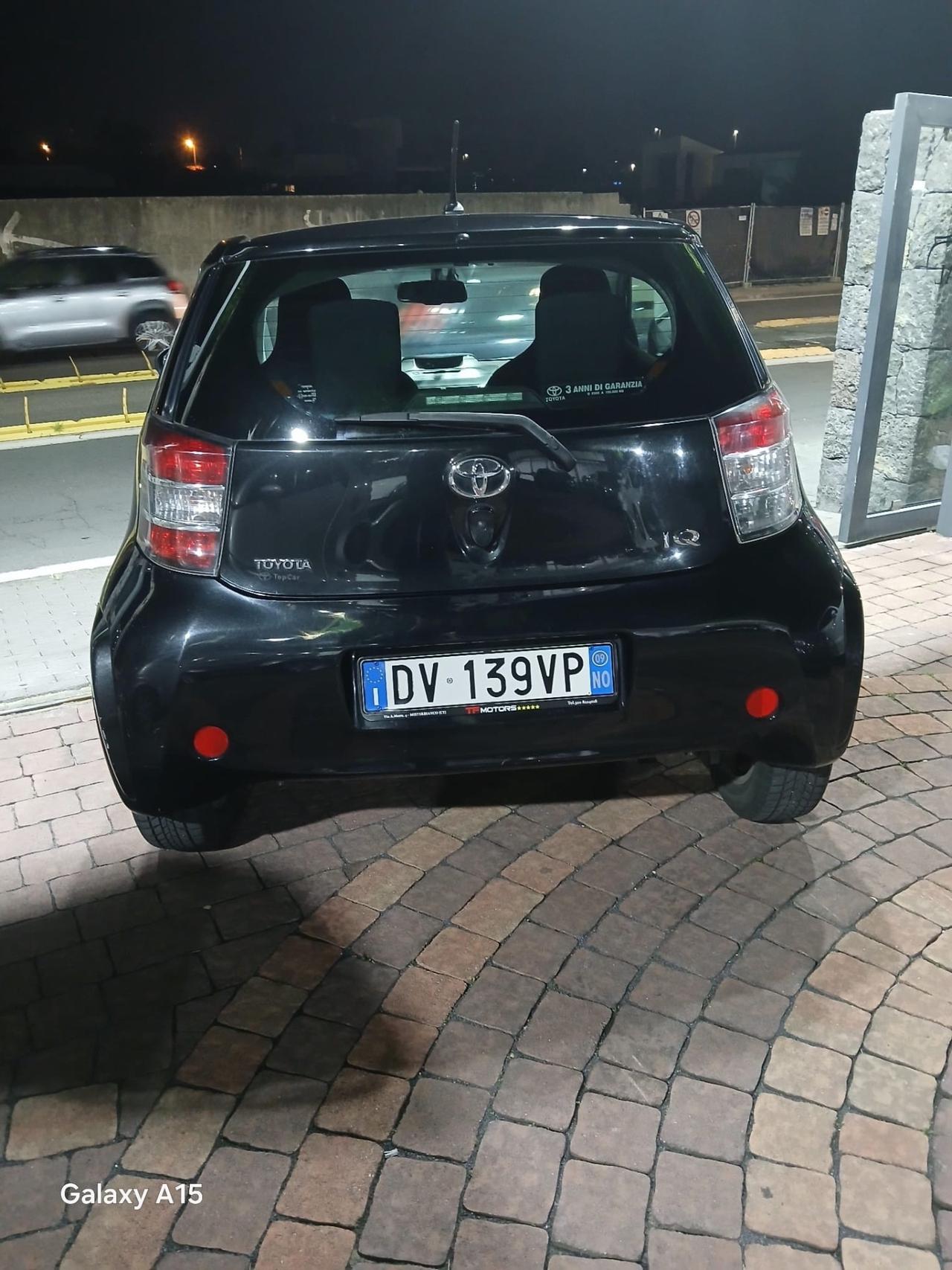 Toyota iQ 1.0