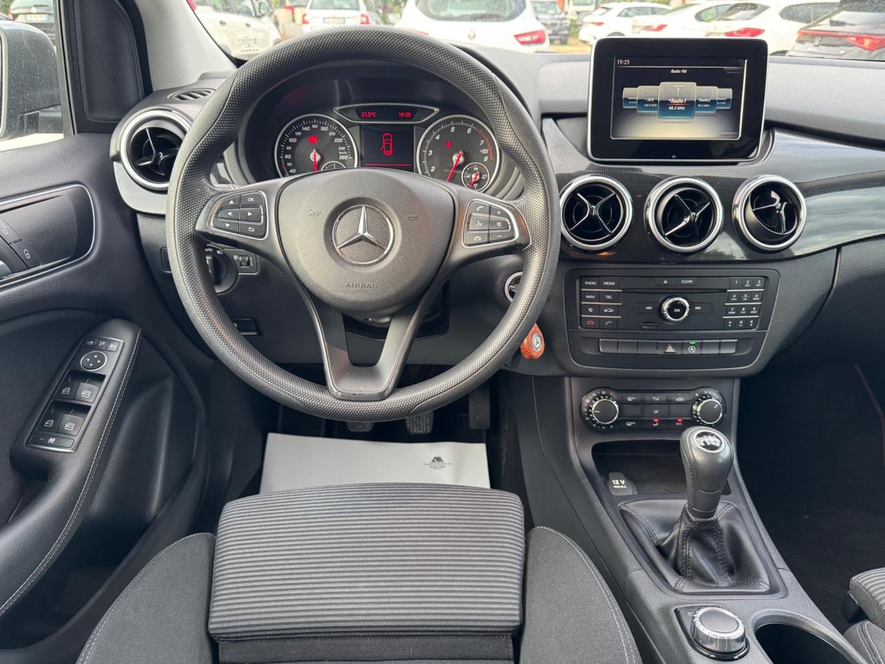 Mercedes-benz B 200 c Executive