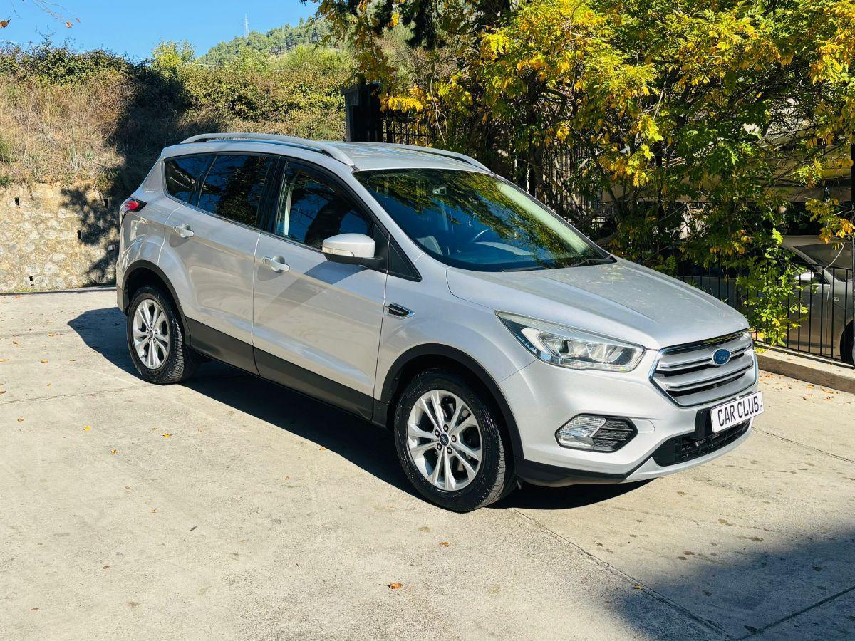 Ford Kuga 1.5 TDCI 120cv Powershift Titanium Navi