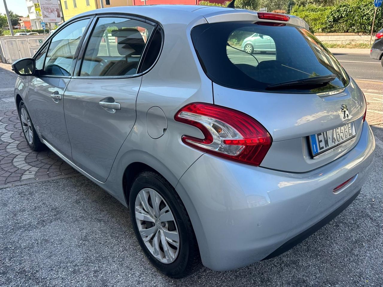 Peugeot 208 PureTech 68 5 porte Active Metano