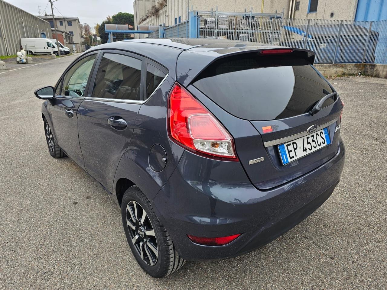 Ford Fiesta 1.5 TDCi 75CV 5 porte Titanium