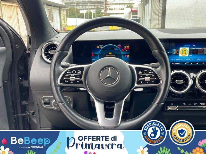 Mercedes-Benz GLA 200 D SPORT AUTO