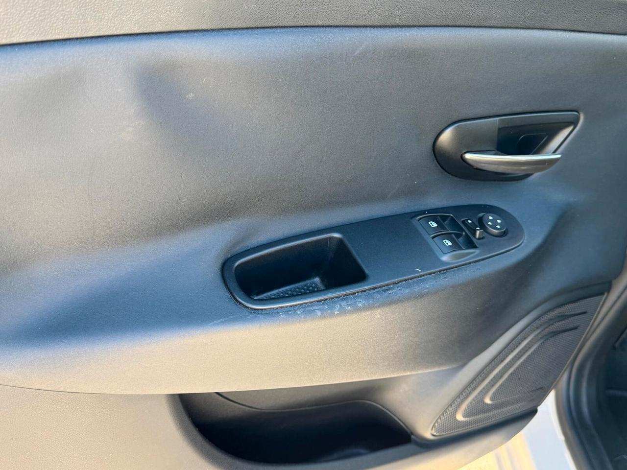 Lancia Ypsilon 1.3 MJT 16V 95 CV 5 porte S&S Gold