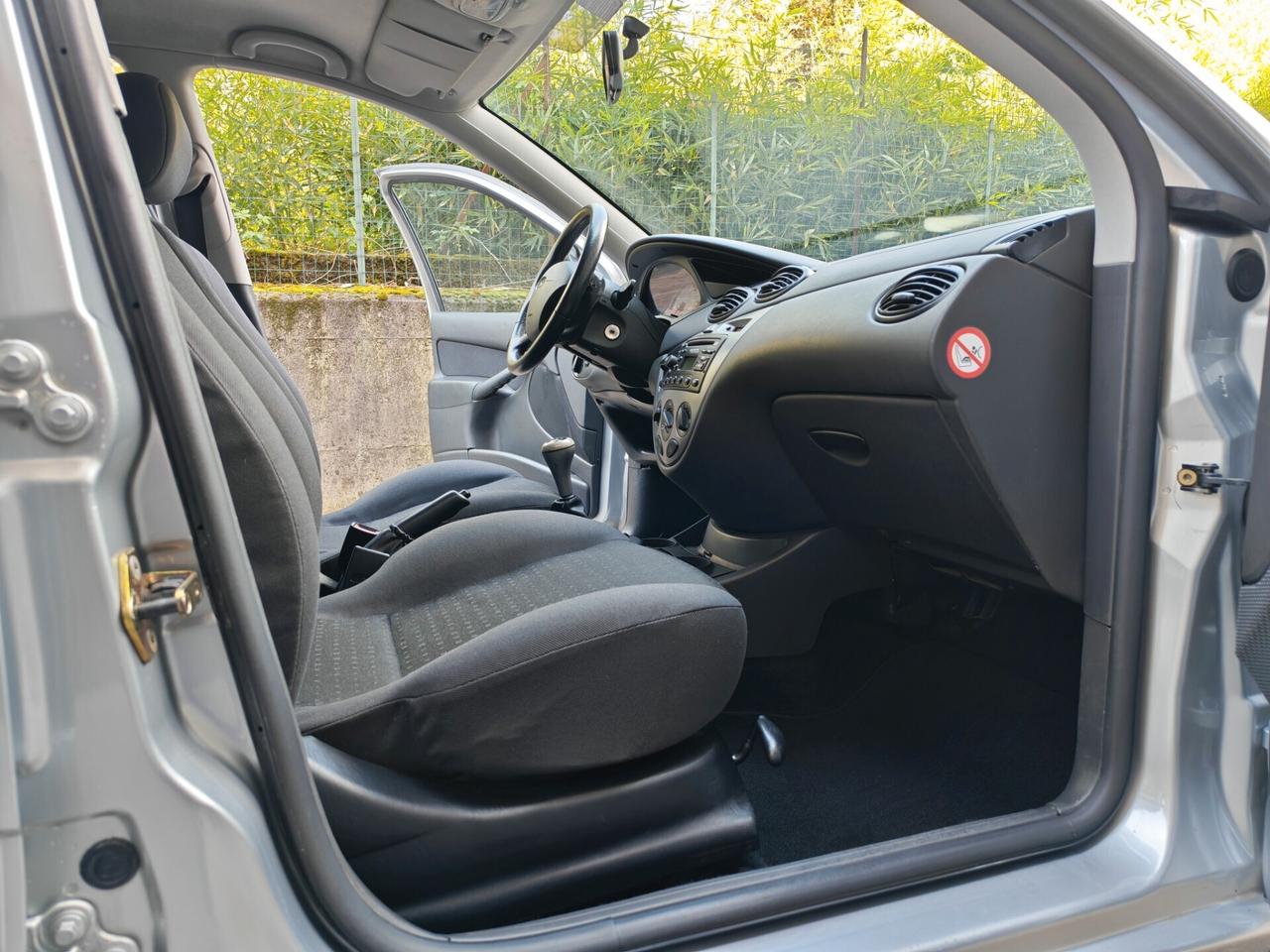 Ford Focus Wagon 1.6 BENZINA 100cv / 73.000km