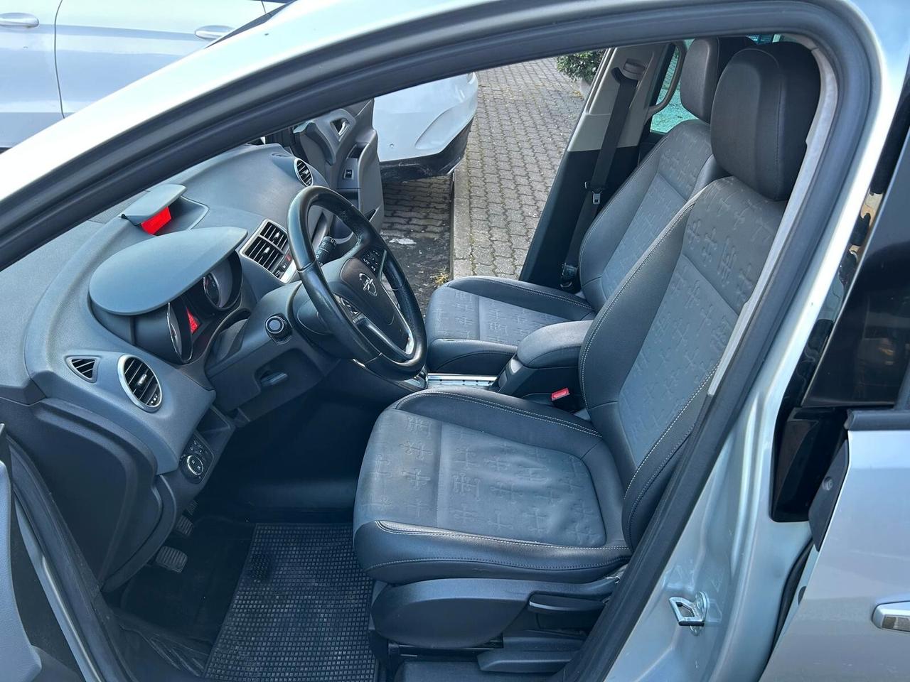 Opel Meriva 1.3 cdti 95cv NEOPATENTATI IVA ESP