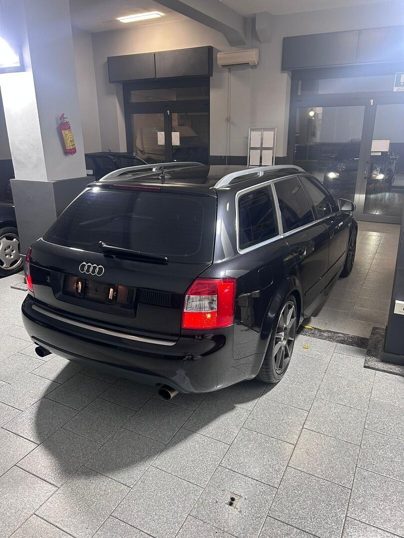 Audi S4 4.2cc 345cv V8 NO SUPERBOLLO