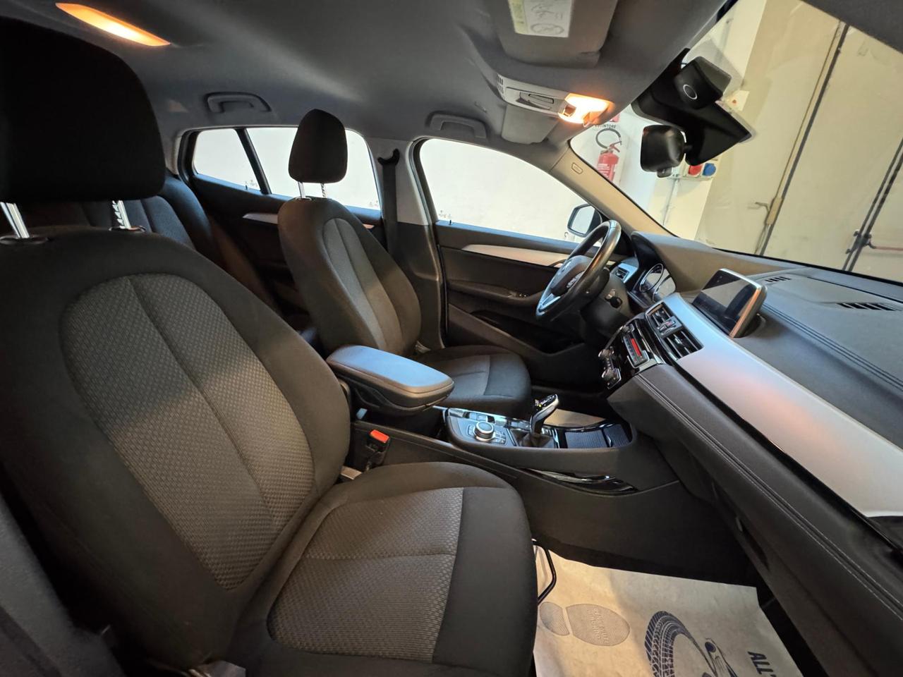 BMW X2 sdrive18d Advantage auto