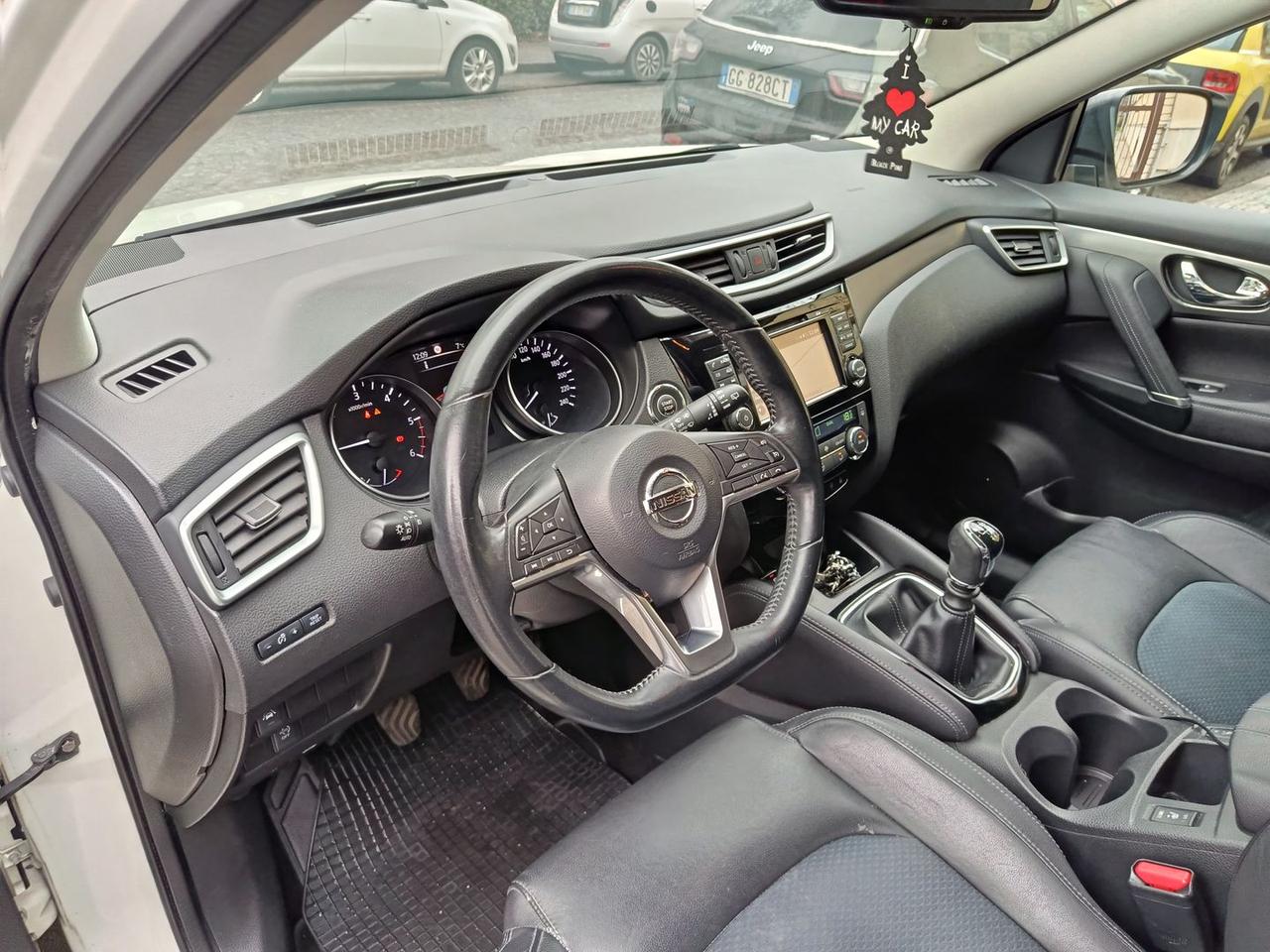 Nissan Qashqai Business Plus 1.6 dCi #8740