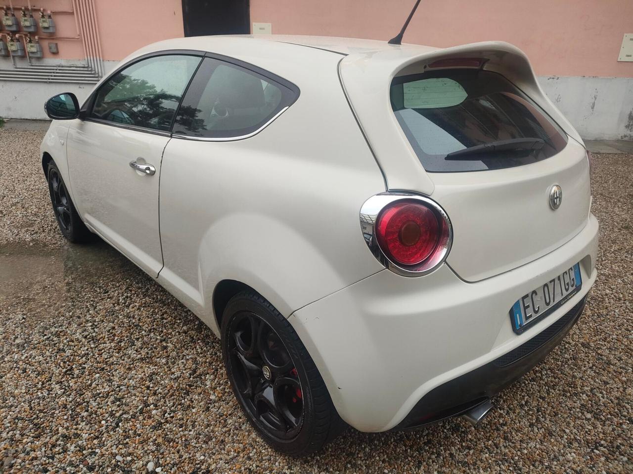 Alfa Romeo MiTo 1.4 58kw Neopatentati Sport Pack