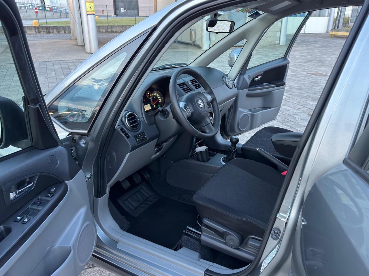 Suzuki SX4 1.6BENZINA/GPL 4X4 2012