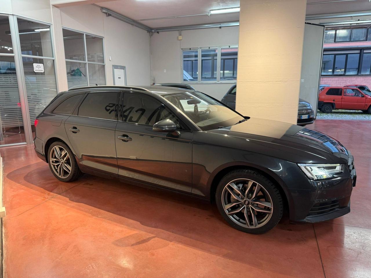 Audi A4 Avant 40 TDI quattro S tronic edition