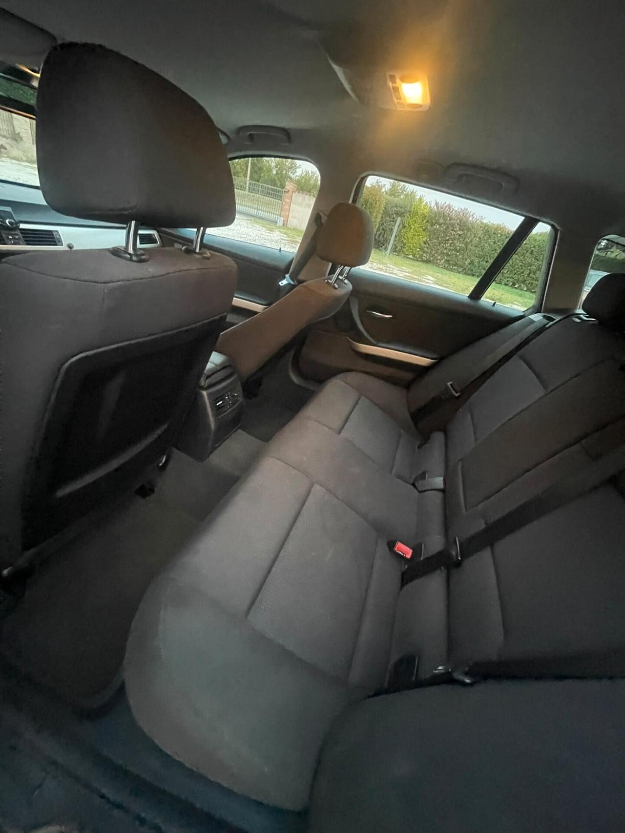Bmw 320 320d cat Touring Attiva