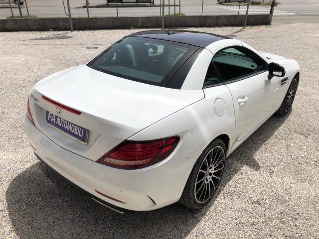 MERCEDES-BENZ SLC 200 AMG LINE