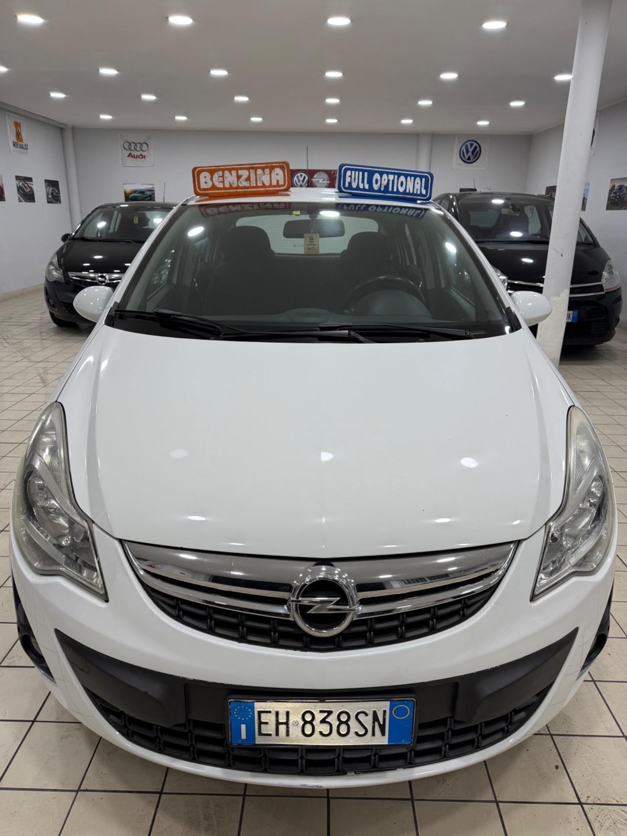 Opel Corsa 1.2 cosmo restyling nuova