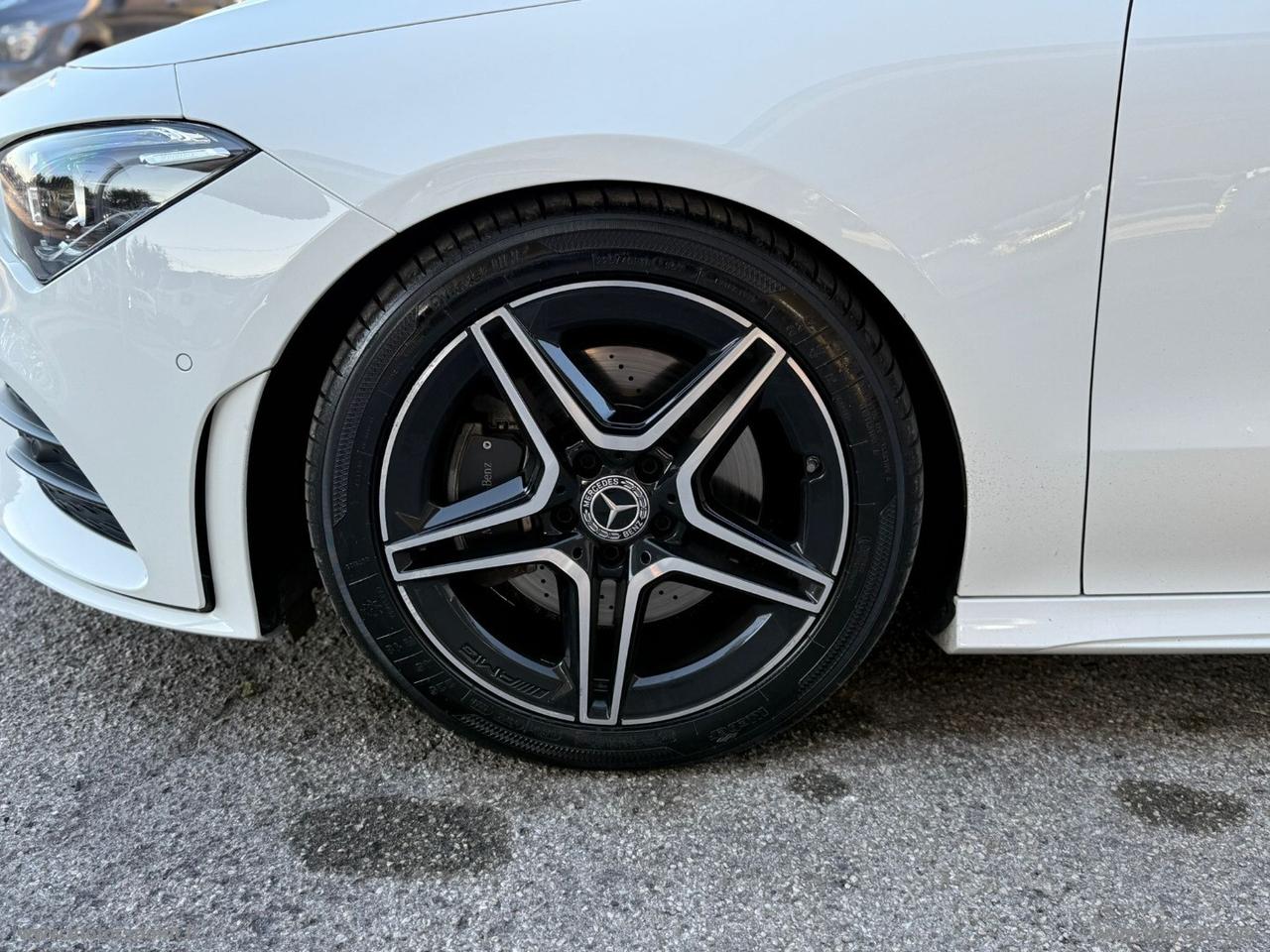 MERCEDES-BENZ CLA 200 d Aut. Shooting Brake Premium