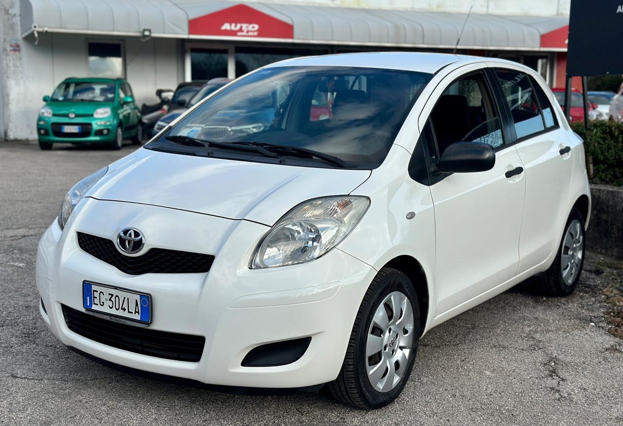 TOYOTA YARIS 1.0 5 porte 2011 - OK NEO PATENTATI