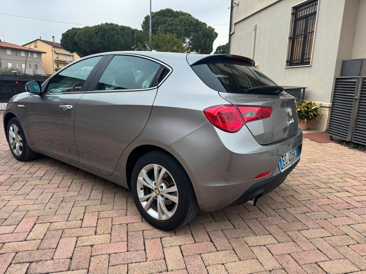 Alfa Romeo Giulietta Distinctive