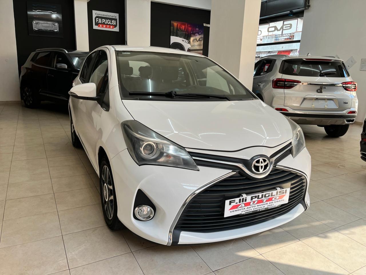Toyota Yaris 1.0 5 porte Lounge - 2015