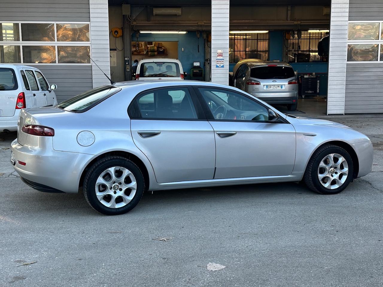 Alfa Romeo 159 1.9 JTS 16V Distinctive solo 130mila km