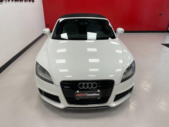 AUDI TT Roadster 3.2 V6 quattro S tronic