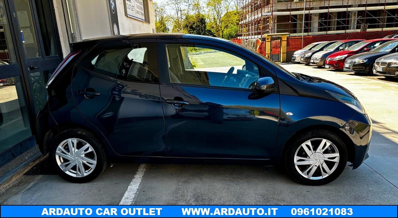 Toyota Aygo 1.0 VVT-I X-BLACK 69 CV