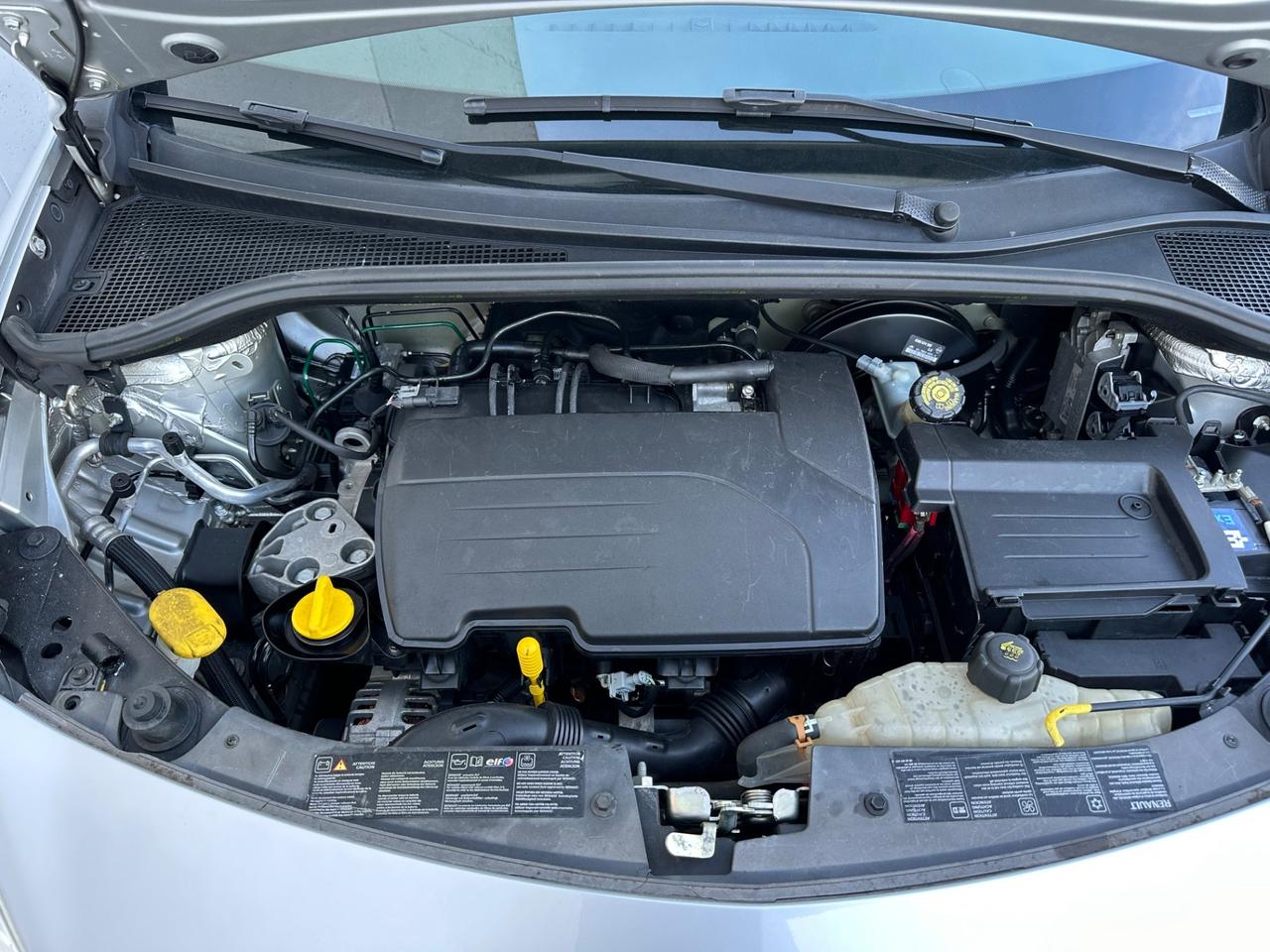Renault Clio 1.2 16V 3 porte Neopatentati